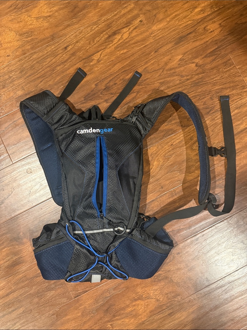 Camden gear Black & Blue Lightweight hydration Backpack- new without tags